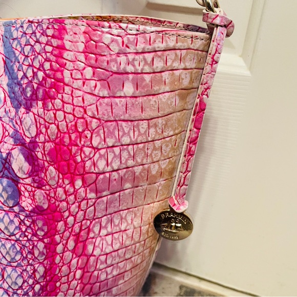 💘NWOT! RARE COLOR!! Brahmin Leather Croc Shira in Optimism! - Picture 6 of 16